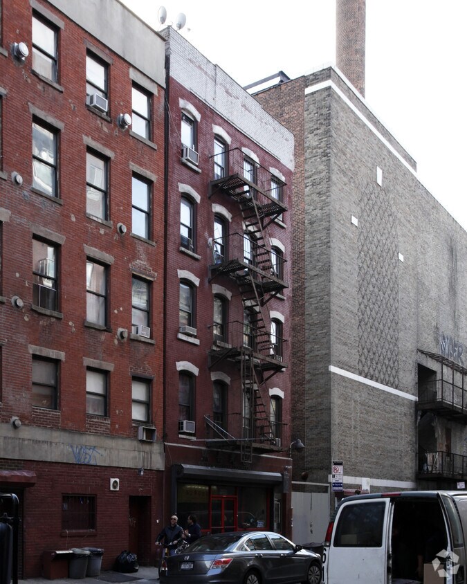 Building Photo - 22 Ludlow St