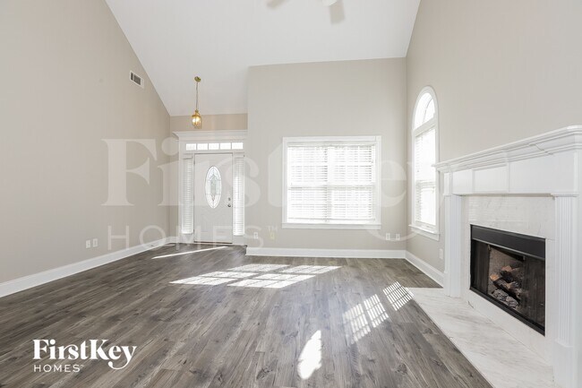 Foto del edificio - 239 James Allen Pl