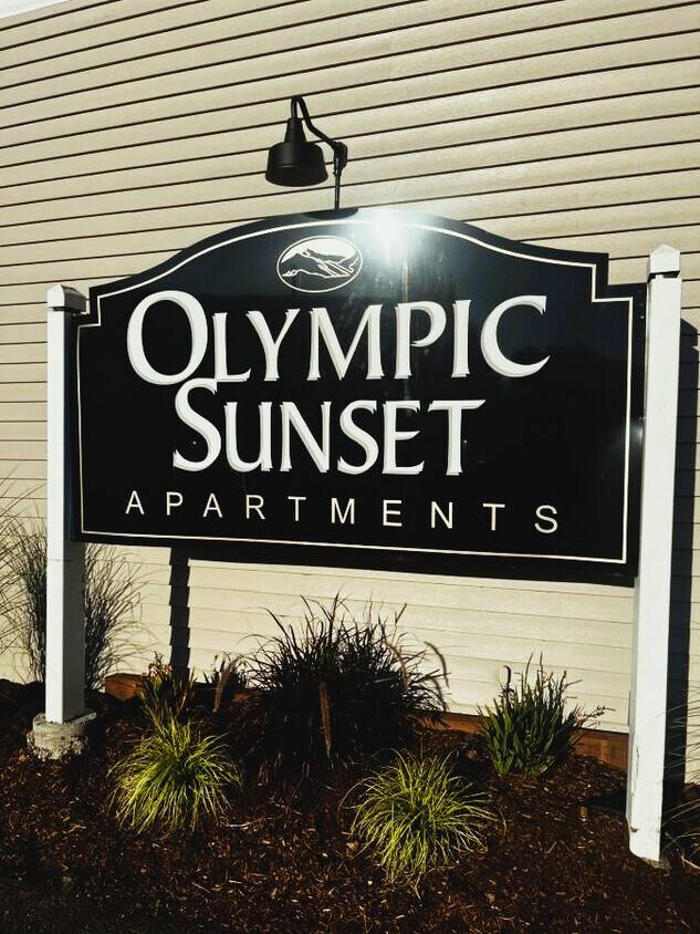 Olympic Sunset Apartments Apartments in WA