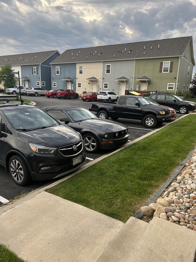 1046 Ten Mile Range Ln, Fort Collins, CO 80524 Townhome Rentals in