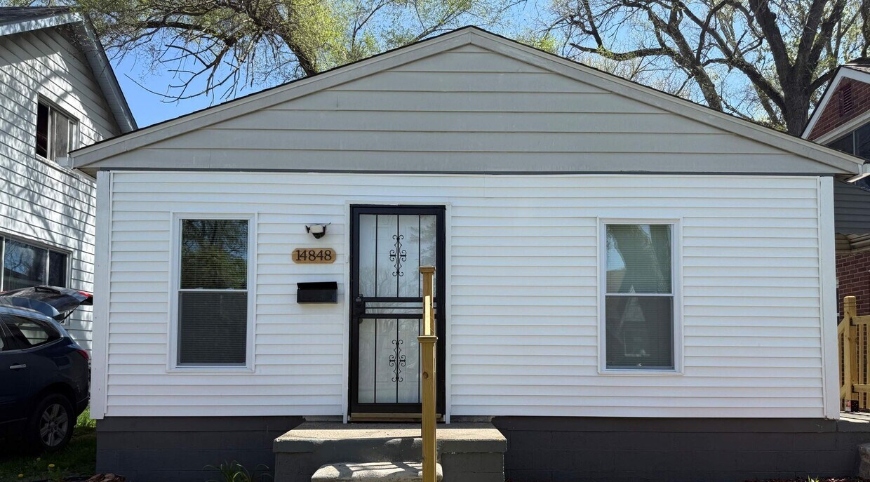 Foto principal - Renovated 3-Bedroom Home – We Welcome Sect...