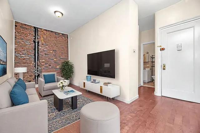 Foto principal - 2 bedroom in NEW YORK NY 10009