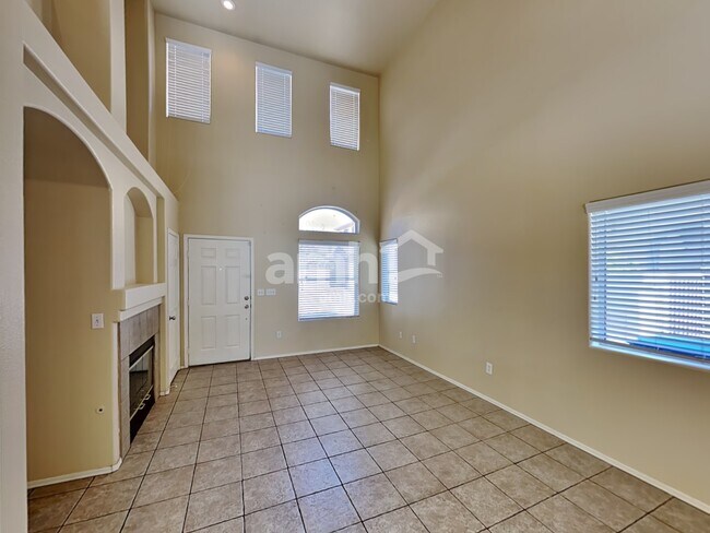 Building Photo - 9318 Aventurine Ct