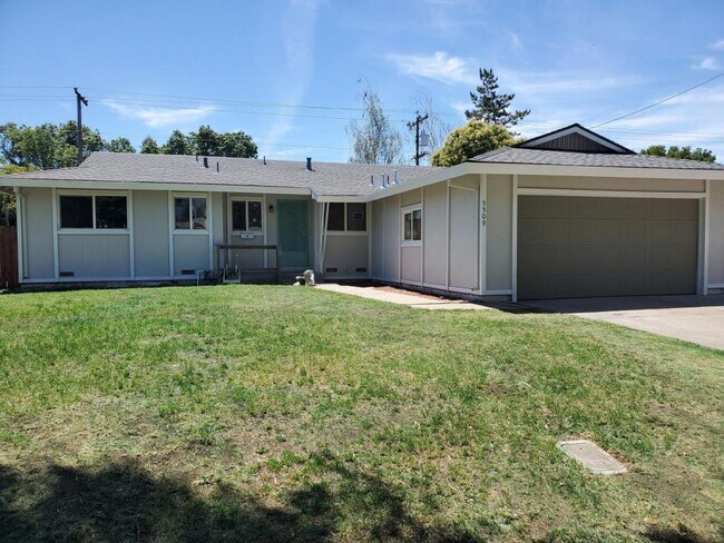 Foto del edificio - 5509 Kermit Ln