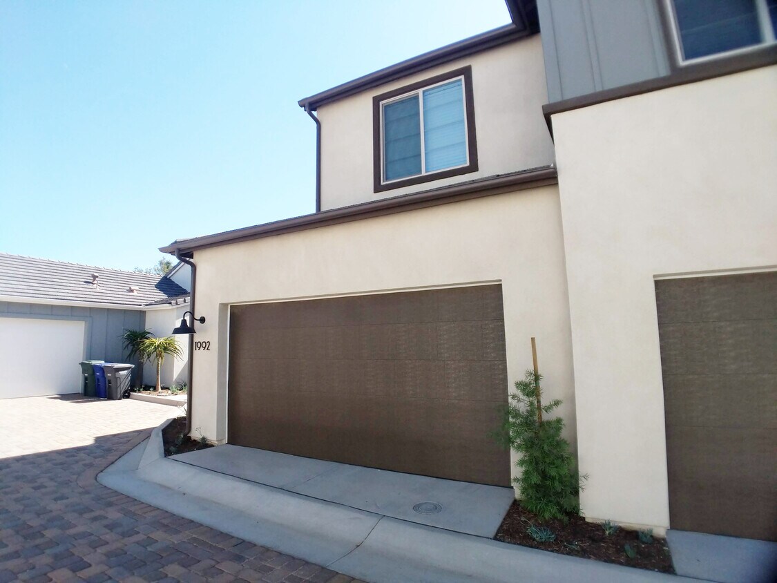 1992 Julie Dawn Pl Unit Julie Dawn, Escondido, CA 92026 Condo for