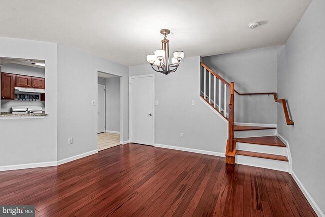 Foto del edificio - 706 Oswego Ct