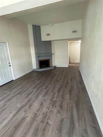 Foto del edificio - 9696 Walnut St
