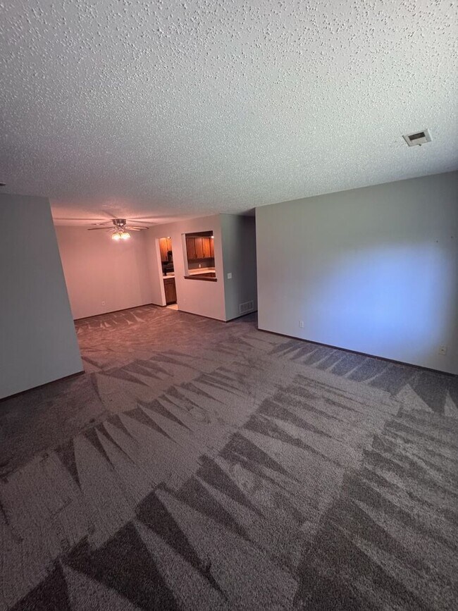 Foto del edificio - 2539 Clayton Blvd