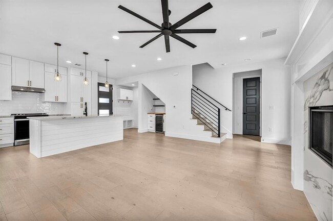 Foto del edificio - 2405 E 11th St