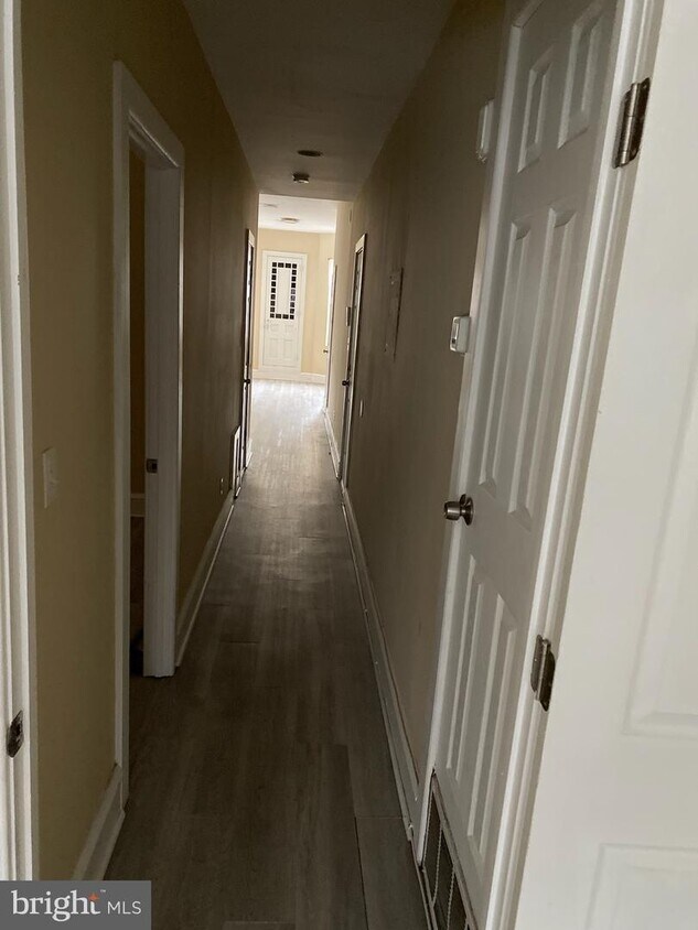 1816 W Girard Ave, Philadelphia, PA 19130 Townhome Rentals in