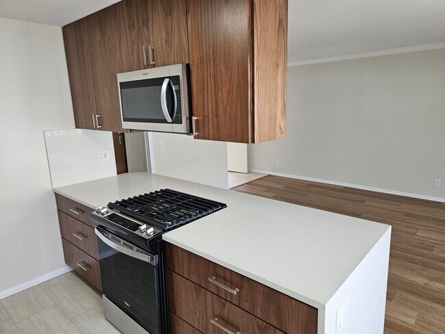 Foto del edificio - Laguna Del Rey Apartments