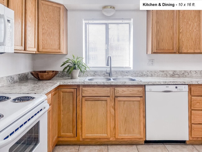 Photo - 8367 S Reed St Townhome