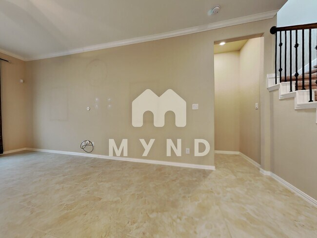 Building Photo - 2925 Fox Ledge Ct