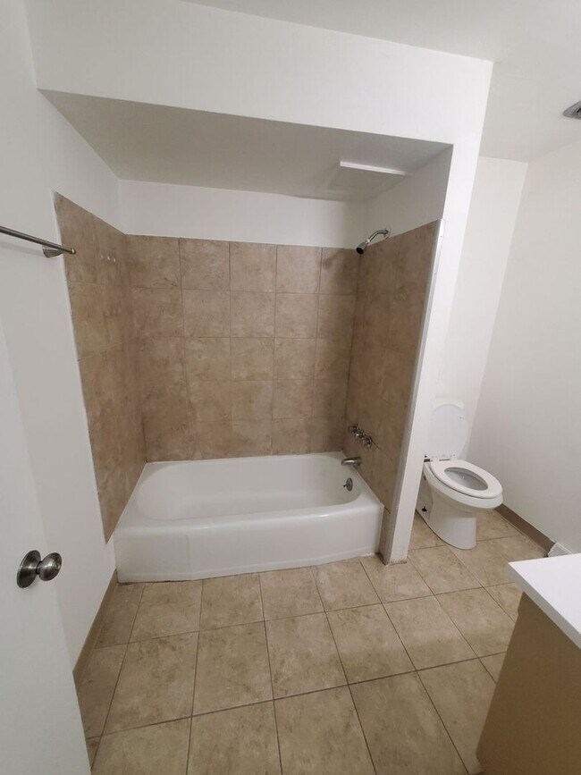 Foto del edificio - 4454 S 14th St