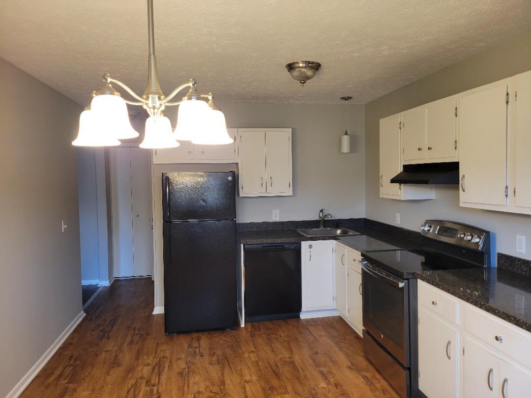 Kitchen - 60 Barley Dr