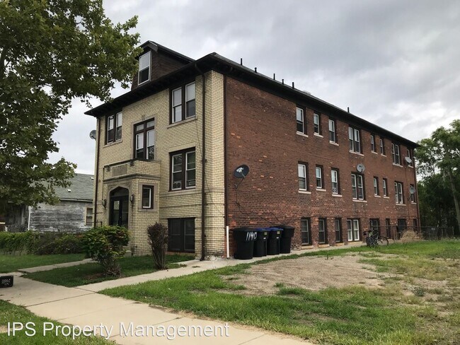 Building Photo - Studio, 1 bath Apartment - 1140 Ashland