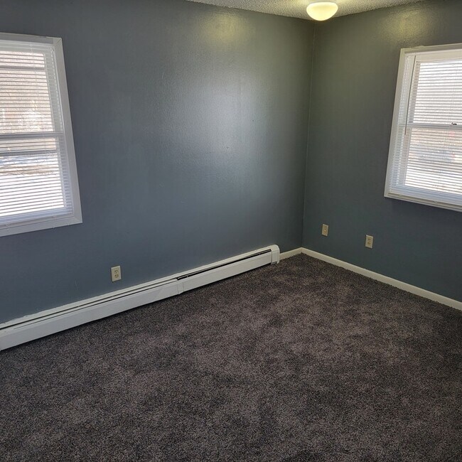 Foto del edificio - 4210 Knob Hill Dr