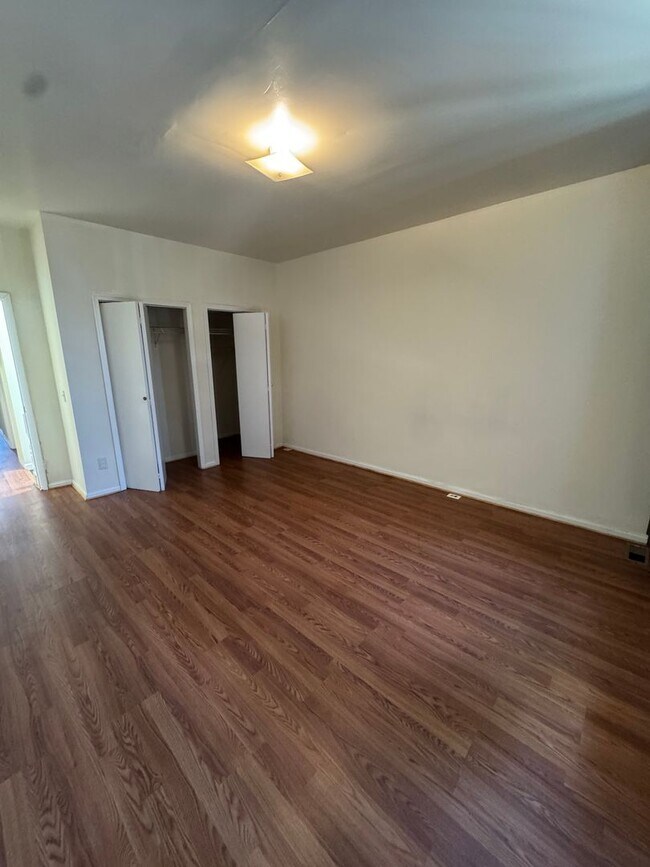 Foto del edificio - 2304 Ruskin Ave