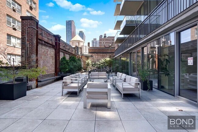 Foto del edificio - 237 E 34th St