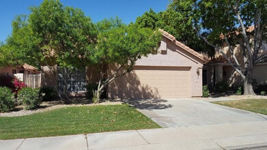Building Photo - 16610 S 32nd Pl