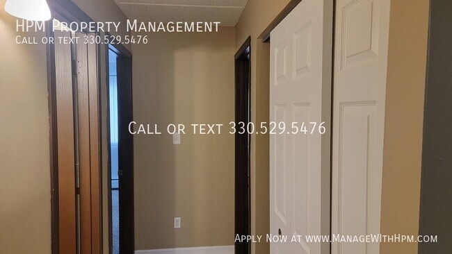 Building Photo - Spacious 2 bedroom apartment in Akron