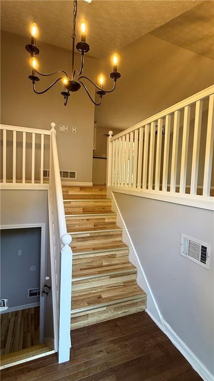 Foto del edificio - 2830 Pine Meadow Dr