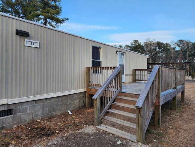 Foto del edificio - 110 Poston Dr