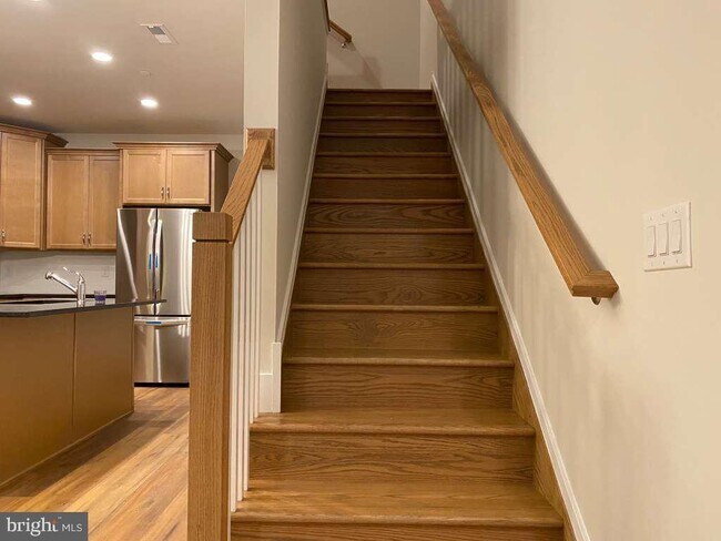 Foto del edificio - 1007 Morton Aly