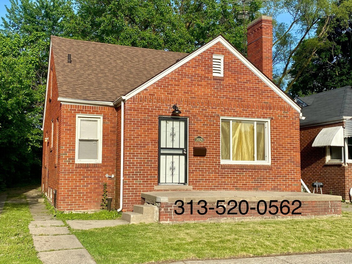 Foto principal - 18926 Hamburg St