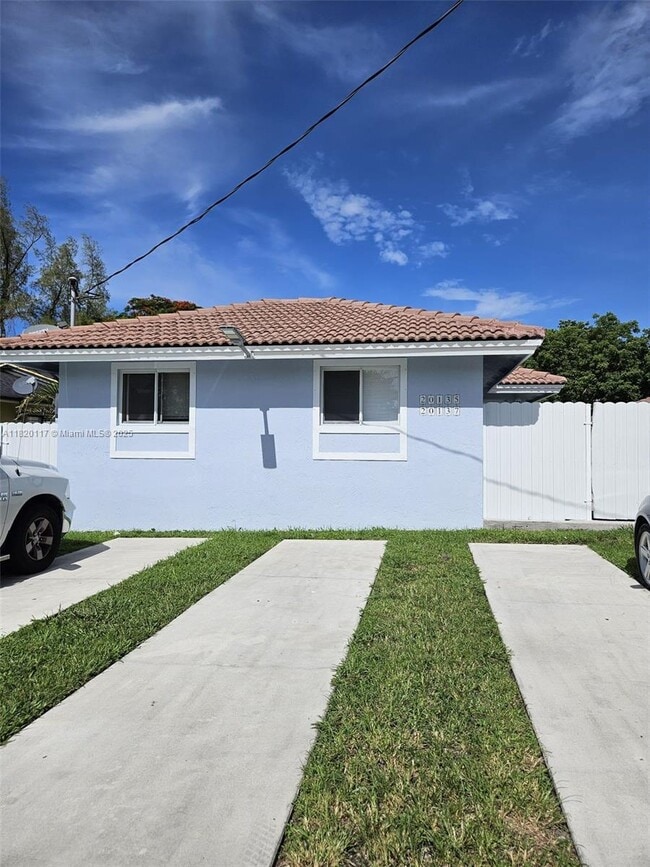 Building Photo - 20137 SW 88th Ct