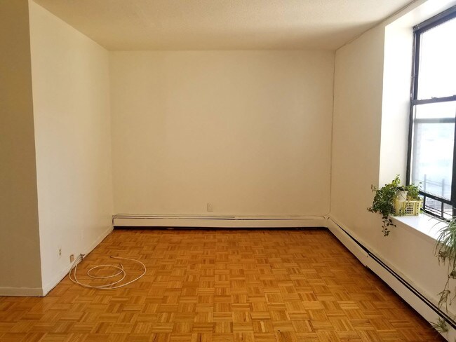 Foto del edificio - 147-28 90th Ave