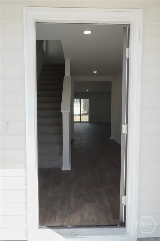 Building Photo - 500 Coconut Dr