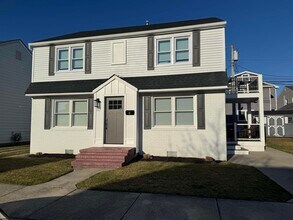 Building Photo - 117 N Wilson Ave