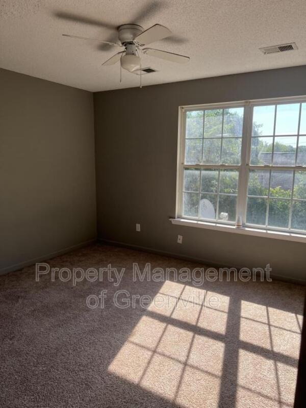 Building Photo - 30 Buff St