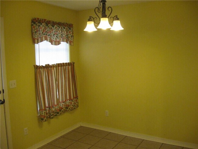 Building Photo - 220 Beasley Dr