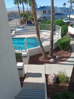 Foto del edificio - 1800 Club House Dr