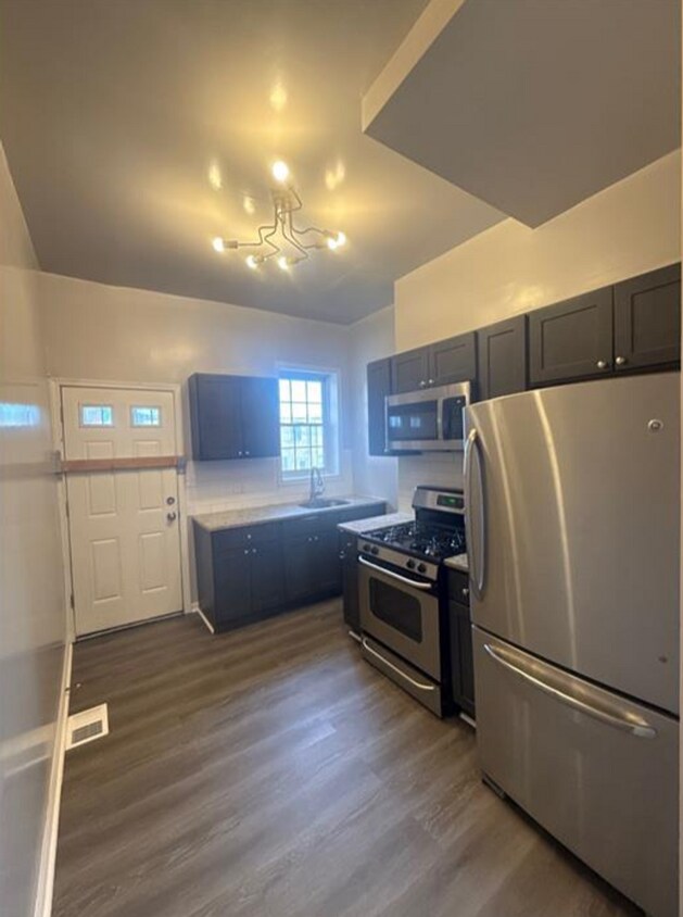 Foto del edificio - 25 N Fulton Ave