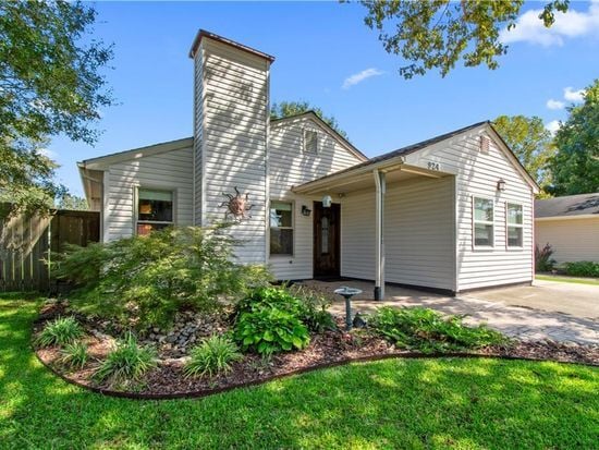 Building Photo - 924 Scarlet Oak Ct N