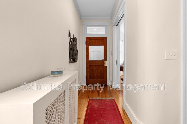 Foto del edificio - 1224 C St NE