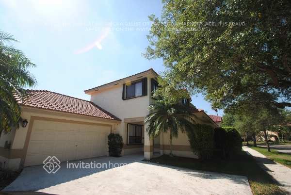 Building Photo - 9560 NW 18th Pl