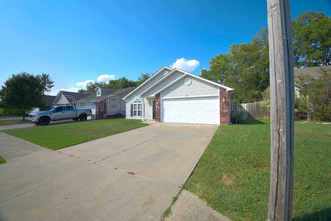 Building Photo - 89 W Fairlane Ct