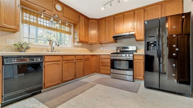 Building Photo - 3814 Michelson St