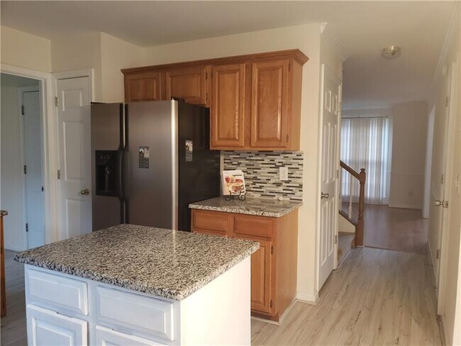 Building Photo - 720 Welford Rd NW