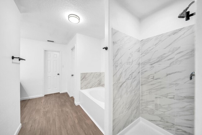 Foto del edificio - 11723 Downey Violet Ln