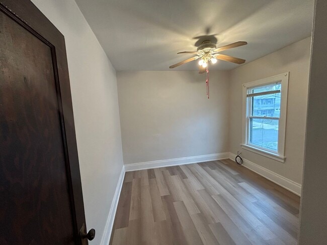 Building Photo - 4319 Stickney Ave