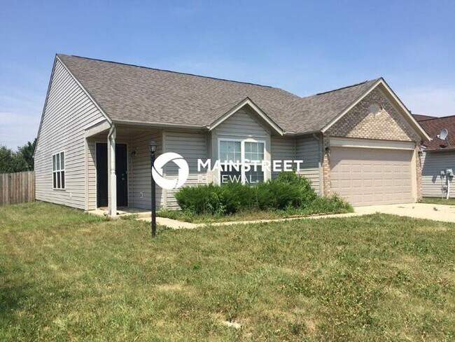 Foto del edificio - 3 Bedroom Pet-Friendly Home in Indianapoli...