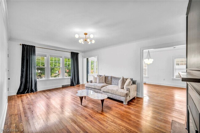 Foto del edificio - 2135 Coventry Rd