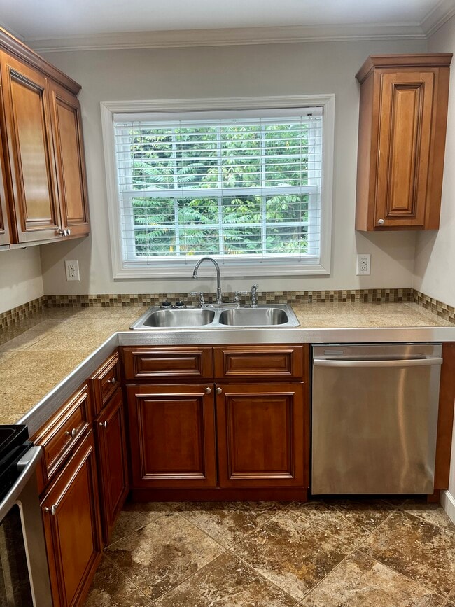 Building Photo - 48 Nathan Drive