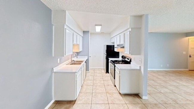 2x1 Plan A Kitchen - Sierra Meadows