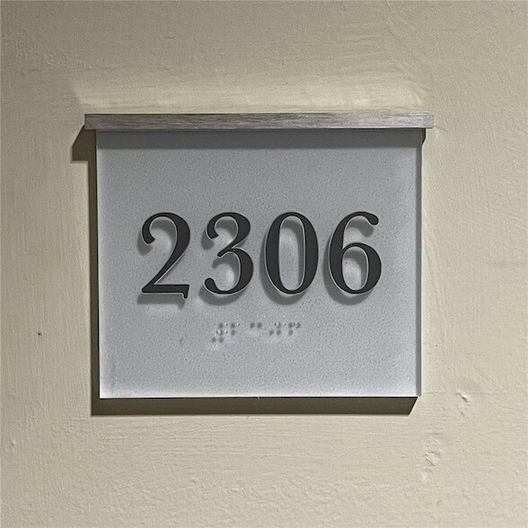 Foto del edificio - 150 E Robinson St